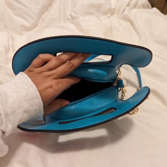 "Call me" telephone crossbody bag purse - Picture 6 of 7